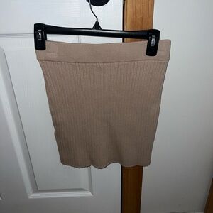 NWOT Abercrombie & Fitch Beige Ribbed Sweater Pencil Skirt